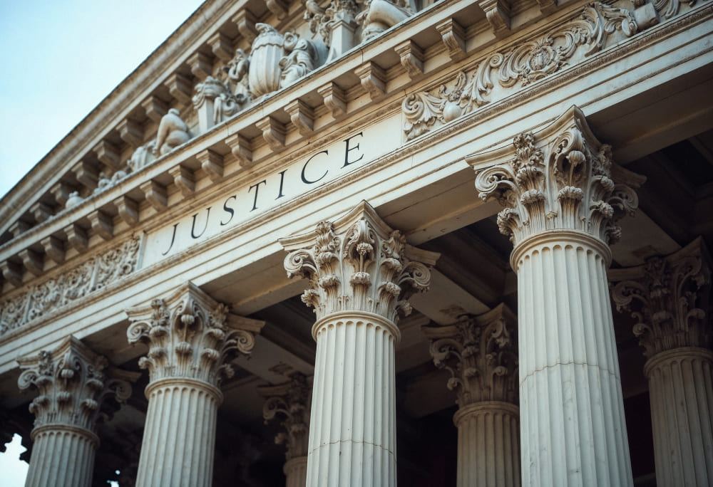rinuncia eredità in tribunale